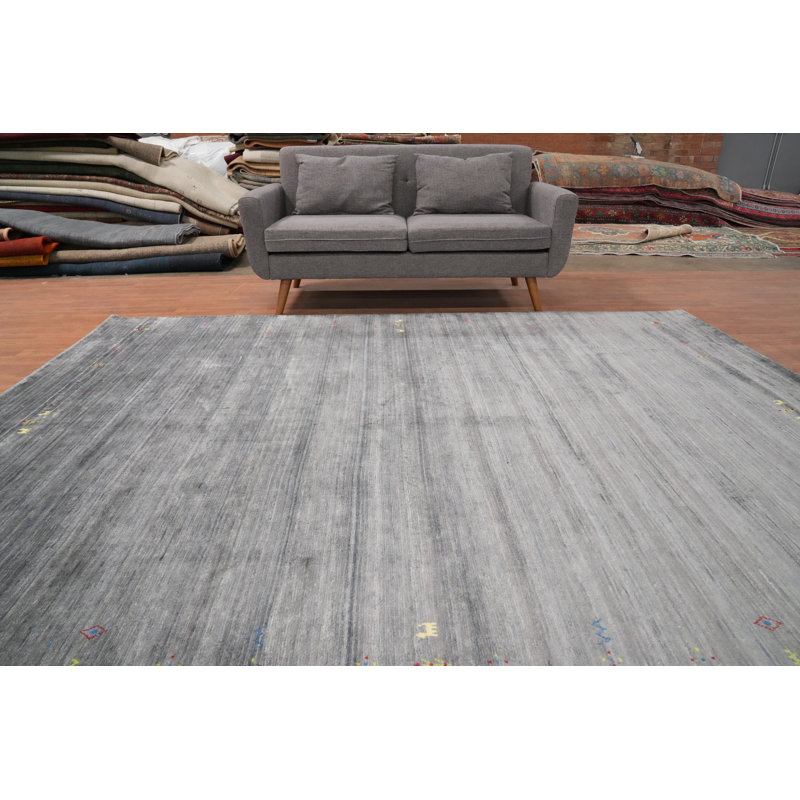 Tapis minimaliste de style Gabbeh 8 x 10 avec des bordures délicates