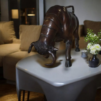 Petite statue de taureau en bronze Wall Street