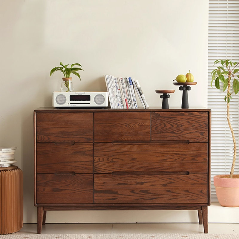 Armoire d'appoint en noyer massif