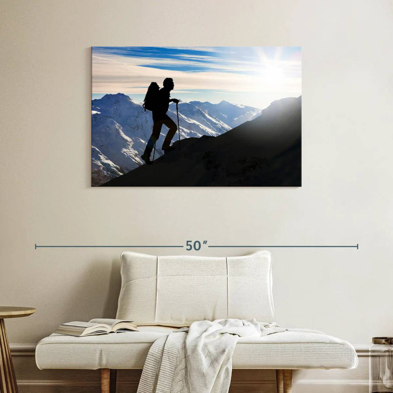 Mountain climber silhouette Sireci
