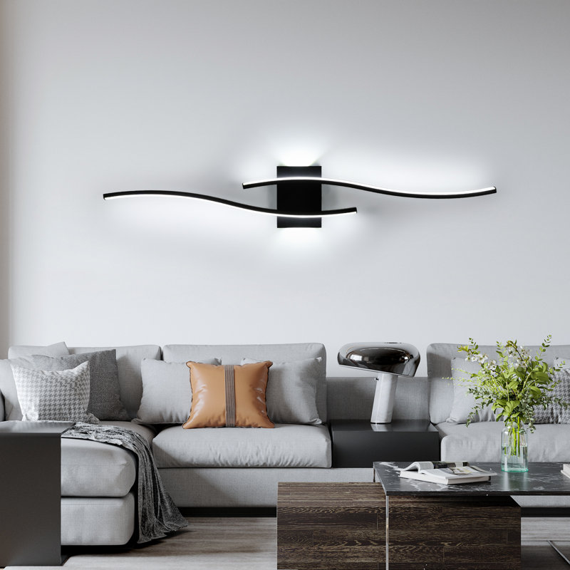 Shaped 90cm Aluminium Wall Lamp, Black