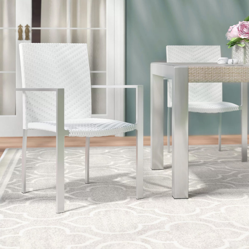 Chaise de patio empilable Rory, Blanc cassé