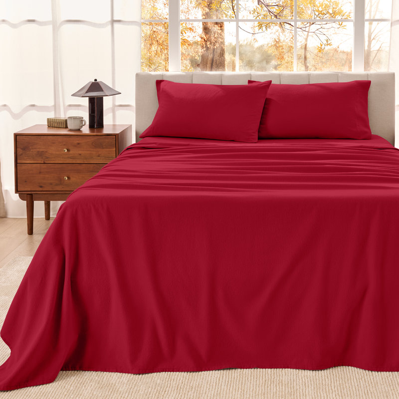 Organic 100% Cotton Flannel Sheet Set, Full Sheet Set with 2 Pillowcases, Red