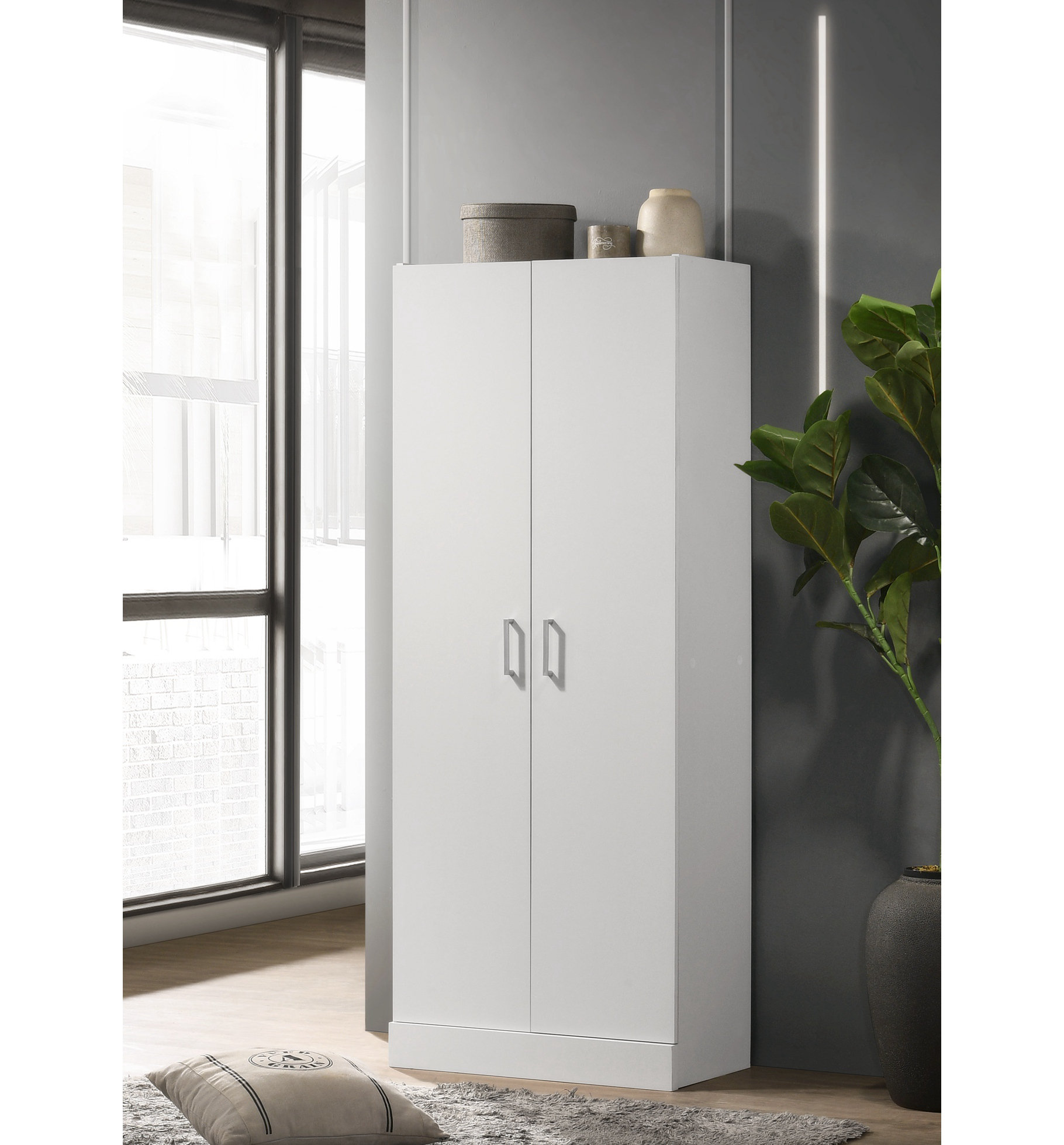 Ebern Designs Armoire de rangement blanche à double porte simpliste