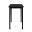 Table grise minimaliste d'extérieur gris foncé