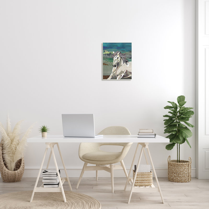 " Horse Geometric Shape ", Wall Plaque, 19" H x 13" W
