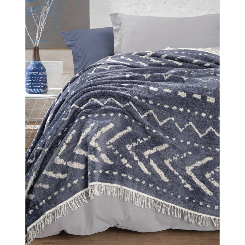 Polyester Jacquard Chevron / Zig Zag Coverlet, Blue, Queen Coverlet