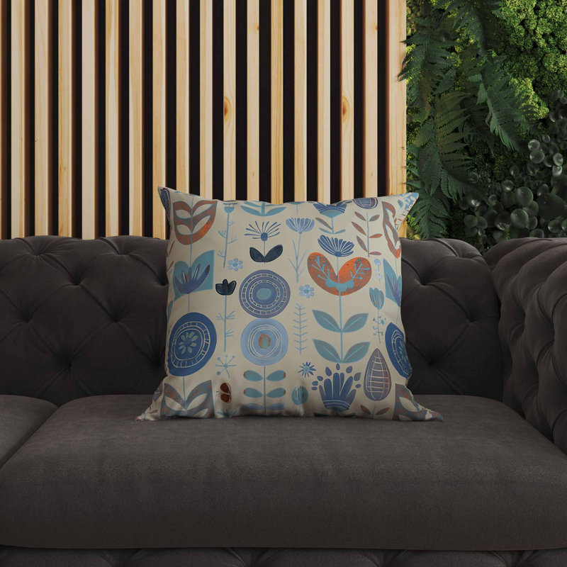 Coussin intérieur / extérieur Baltic Blossoms, Carré 20 po, Bleu, vert et beige
