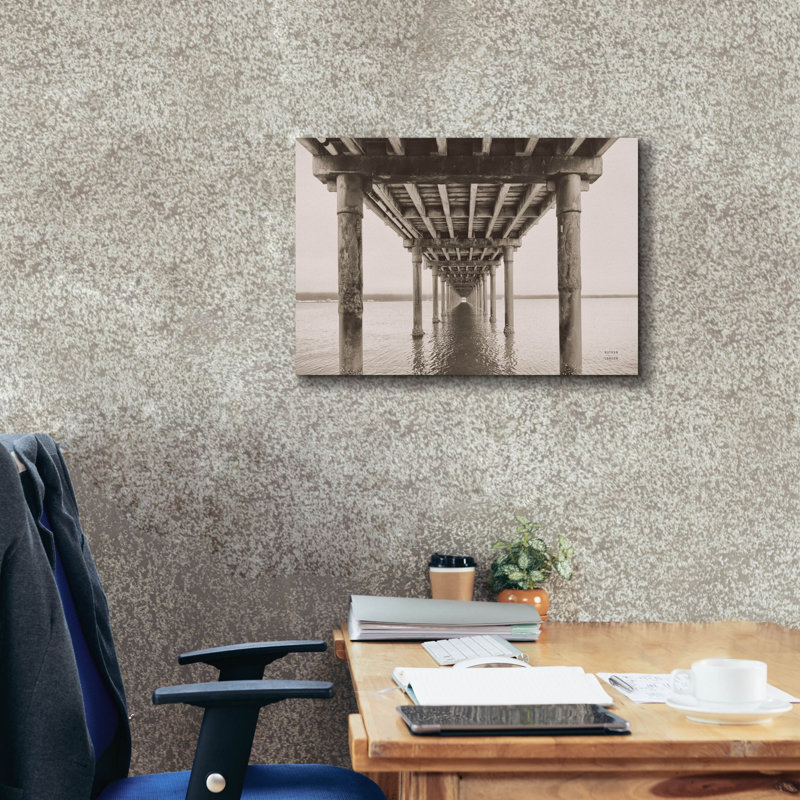 «Pacific Pier» par Nathan Larson, art mural sur toile, H 18 po x l 26 po x P 0,75 po