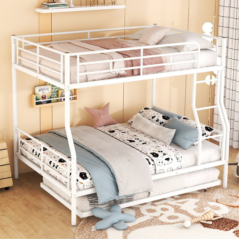 Lit double superposé au dessus d'un grand lit double avec gigogne, blanc