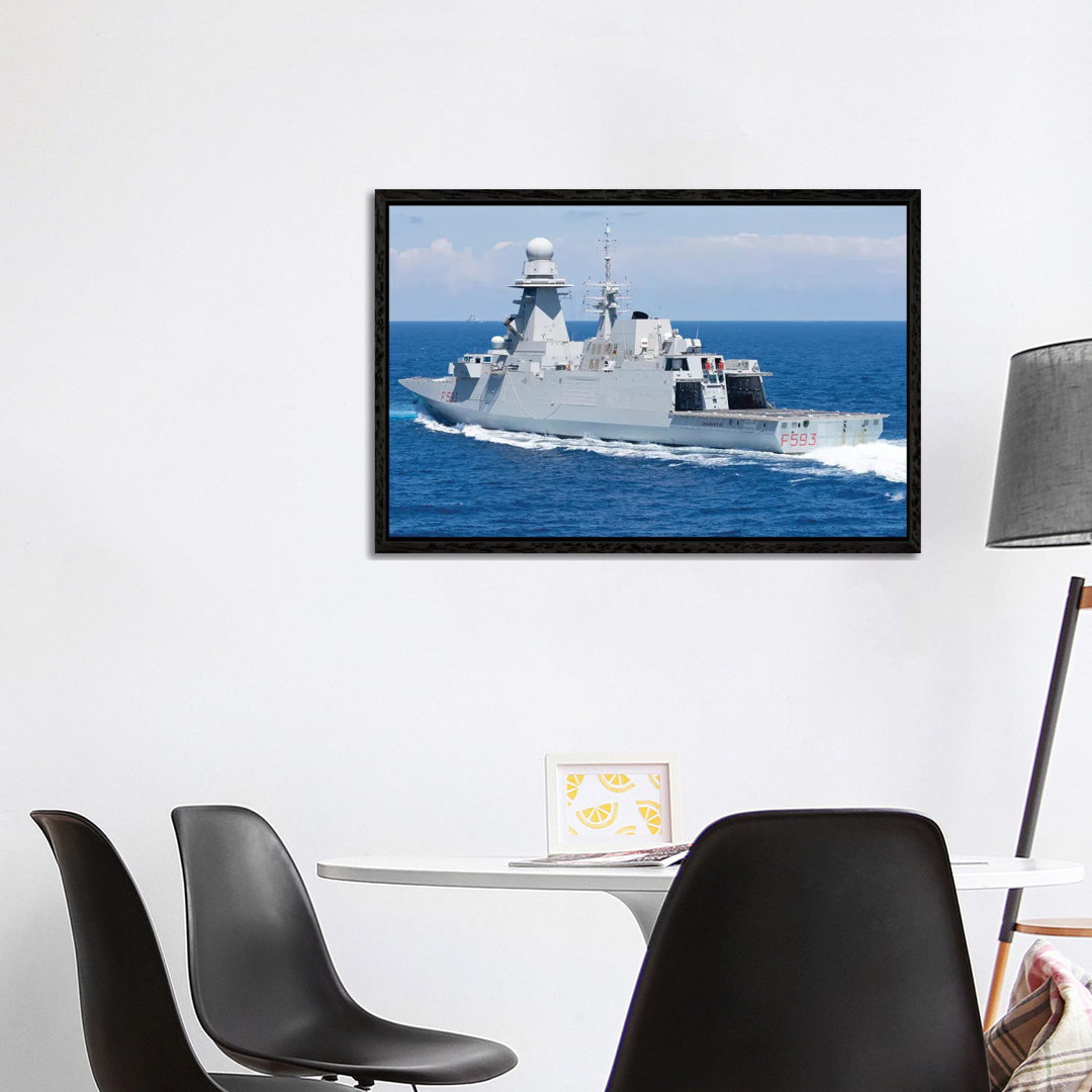 Ansicht des Hecks der italienischen Marinefregatte Carabiniere von Simone Marcato - Galerie-verpacktes Leinwand-Giclée