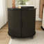 Ensemble de 2 tables de bout cylindriques de style Mid-Century moderne avec station de charge intégrée et porte coulissante, table de chevet ronde à 2 niveaux avec ports USB, table de chevet pour le salon et la chambre à coucher-740577936-740577943