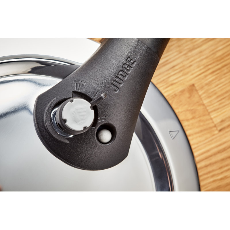 Judge Pressure Cooker, Aluminium 5l, (24cm) With Steamer Basket, Great Healthier And Quicker Cookware, Suitable For All Hob Types Except Induction