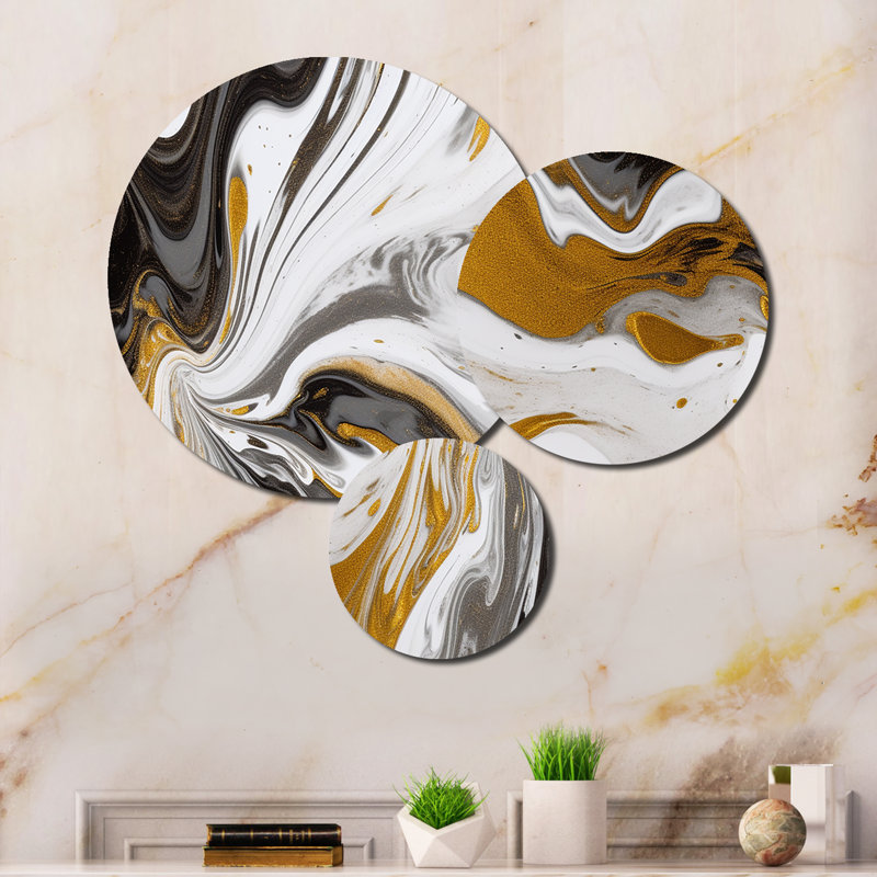 Abstract Wall Decor on Metal