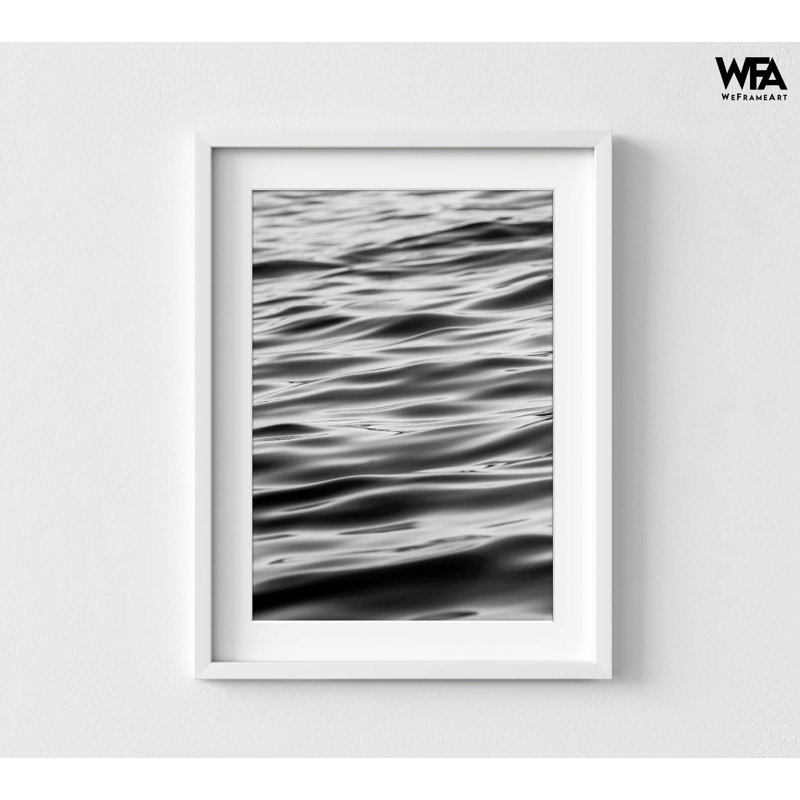 Surface par Design Fabrikken, idée de décoration de vagues océaniques, art mural chambre auberge en bord de mer, décor de chambre à coucher mer noir et blanc