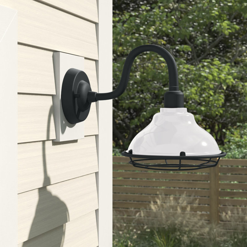 Luminaire de grange d'extérieur Leonardo, Blanc brillant / noir texturé, H 12,38 po x l 9,75 po x P 13,5 po, Noir
