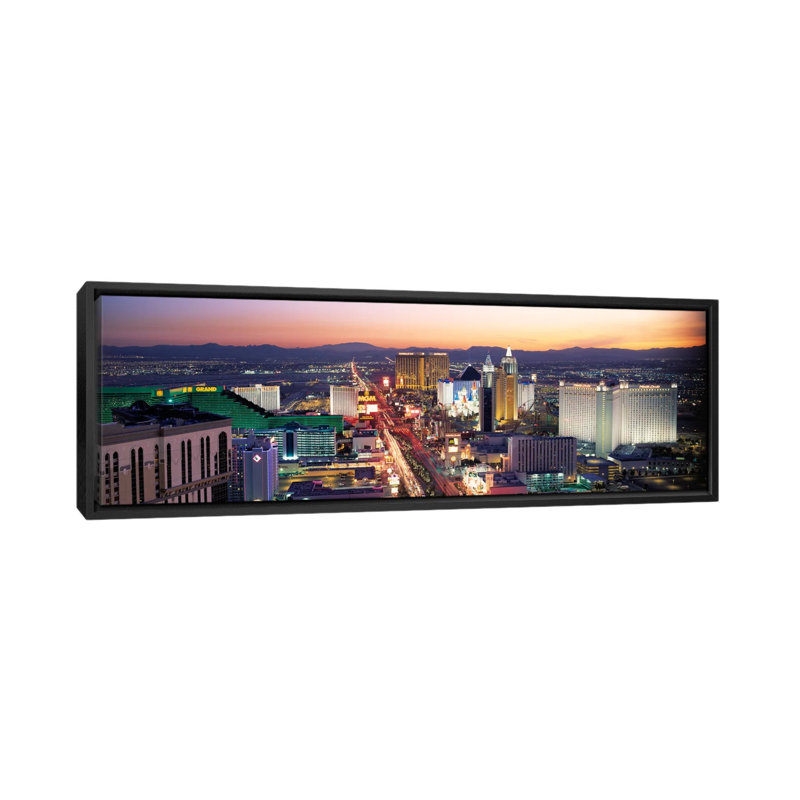 «Panoramic The Strip Las Vegas Nevada», reproduction de photo sur toile, H 12 po x l 36 po x P 1,5 po, Toile avec cadre noir