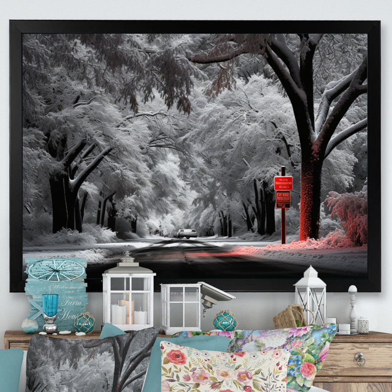 «Red and White Winter Silent Symphony II», reproduction d'art sur toile, H 16 po x l 32 po x P 1 po, Cadre simple noir