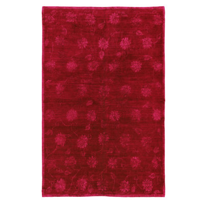Floral Area Rug in Red