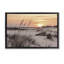 Cadre flottant Peachy Seashore Sunset, design par Mike Jones-819025154-819025155