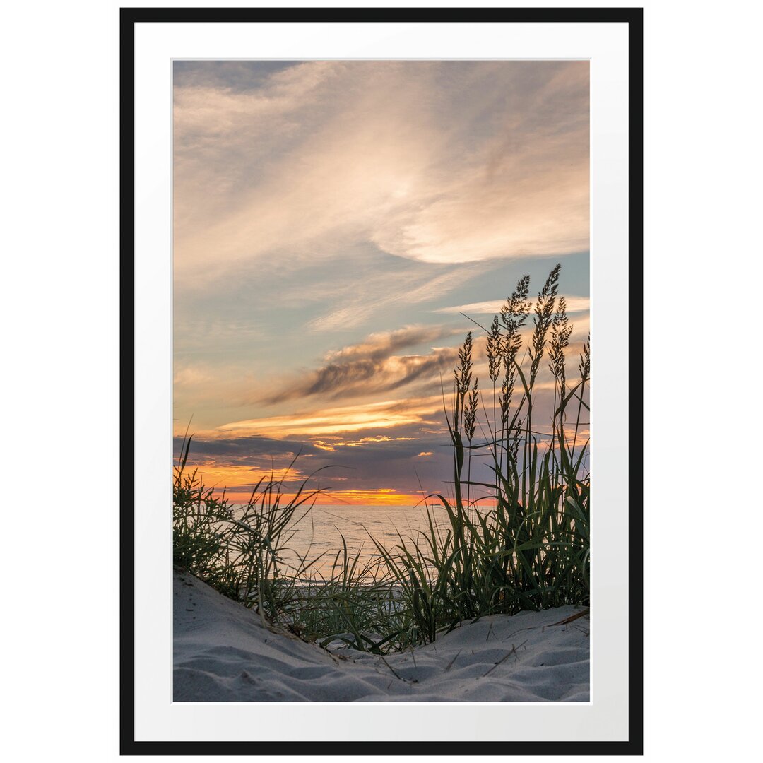 Gerahmtes Poster Sanddünen mit Gras