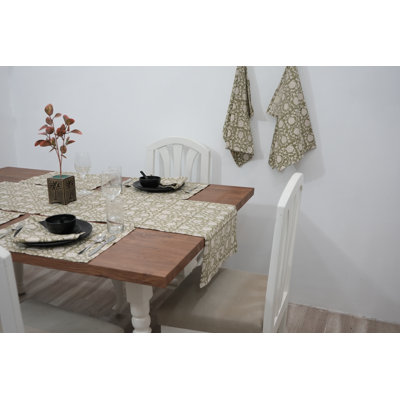 Red Barrel Studio® Bohemian table runner, Classic style table runner, Manikarnika, Green