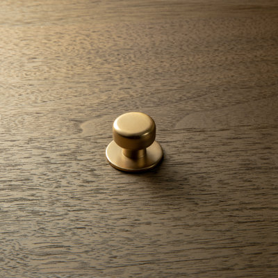 Sturdy Round Knob