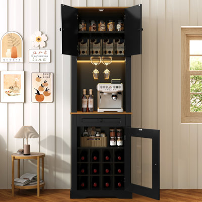 Bar avec éclairage à DEL, armoire à vin de ferme de 69 po avec tiroirs de rangement, tablettes réglables, 2 porte-verres et station de charge, armoire à café pour bar à domicile, salle à manger, salon