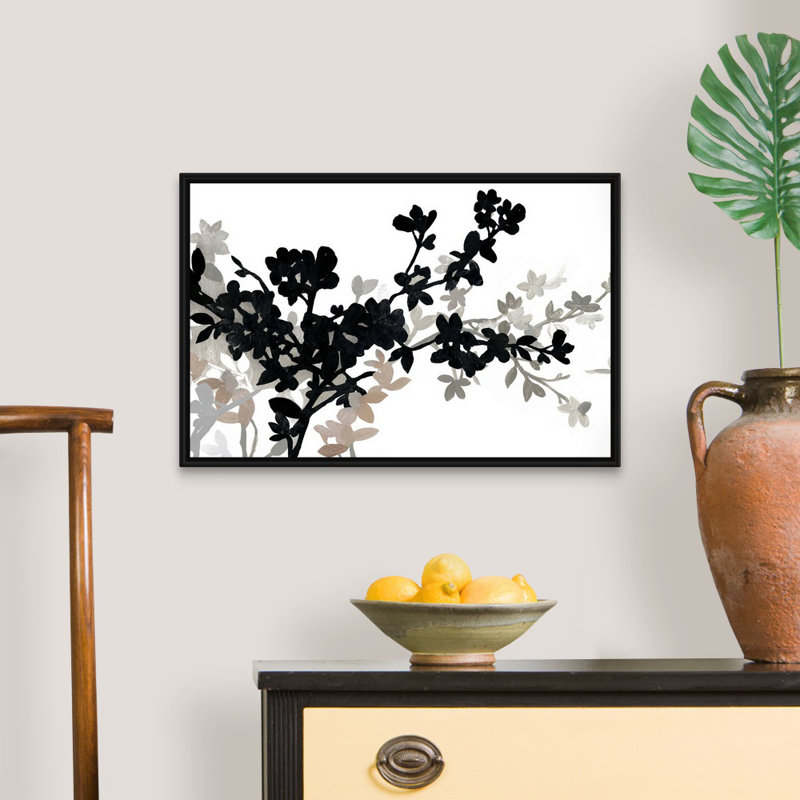 Reproduction d’art sur toile « Apple Bloom I », H 18 po x l 26 po x P 1,75 po, Toile avec cadre flottant noir