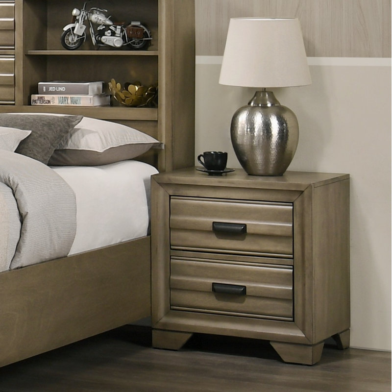 Dwain Solid Wood Piece Bedroom Set, King, 5 Pcs: Bed, 2 Nightstands, Dresser, Mirror