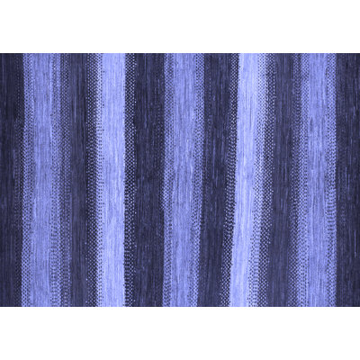Tapis rayé bleu Krishona