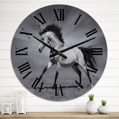 Horloge murale traditionnelle