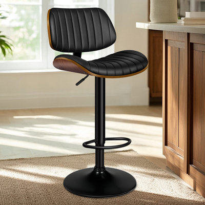 1x Swivel Bentwood Bar Stool