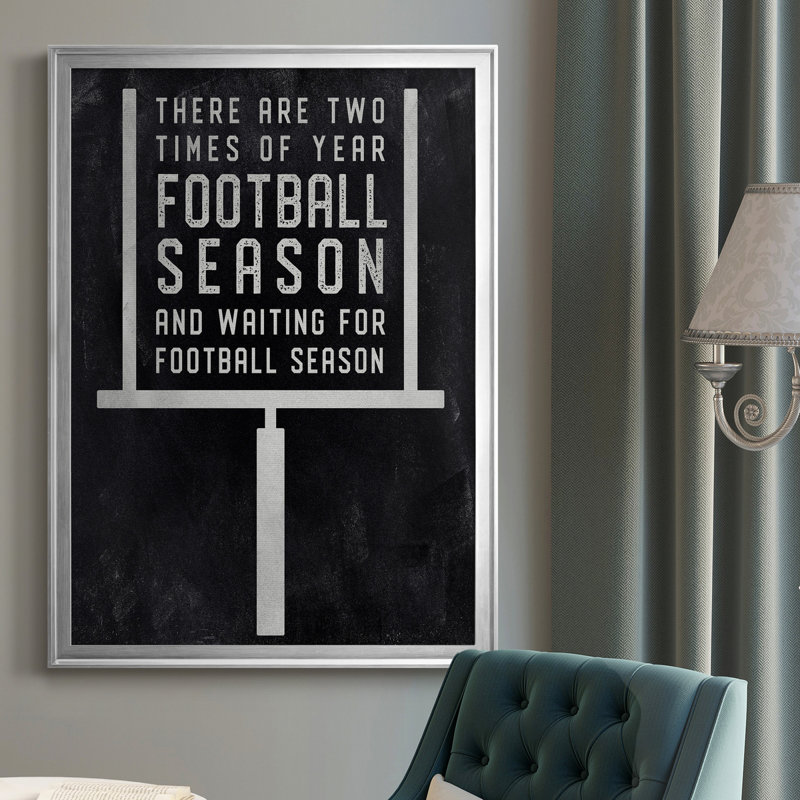 «Football Season», art textuel sur toile, H 30,5 po x l 42,5 po x P 1,5 po, Argent