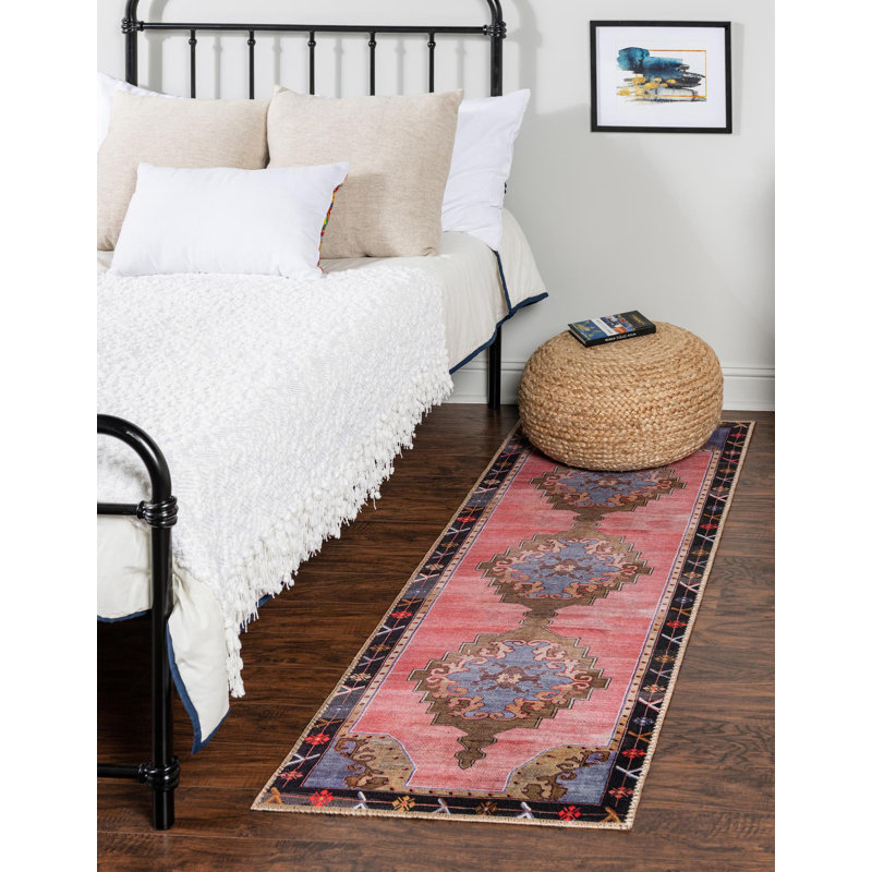 Oppie Oriental Indoor Rug, Runner 2' x 7'10"