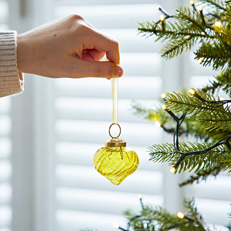 6cm Clear Glass Bauble