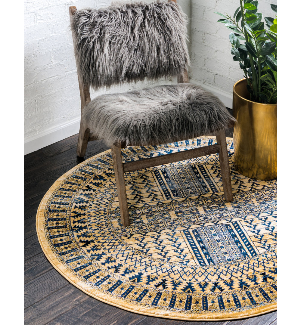 Angeliya Oriental Indoor Rug Lark Manor™ Rug 