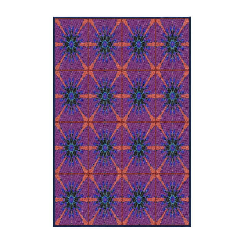 Geometric Indoor Rug, Rectangle 5' x 7'