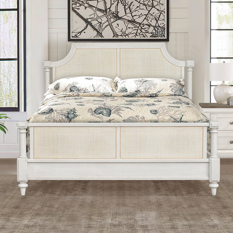 Catrenia Post & Panel Bed, Queen