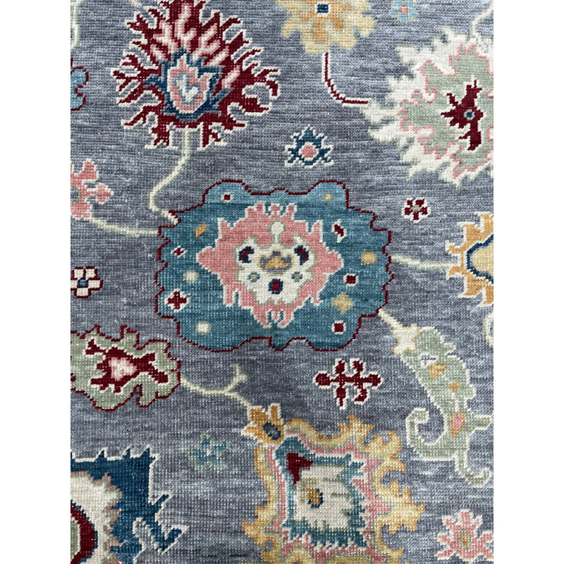 Elegant Gray Hand-Knotted Wool 8' x 10' Mahal Rug