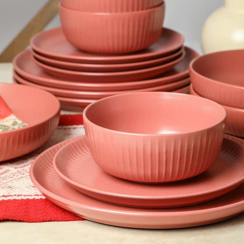 Terracotta Ceramic 16-Piece Dinnerware Set, Service for 4