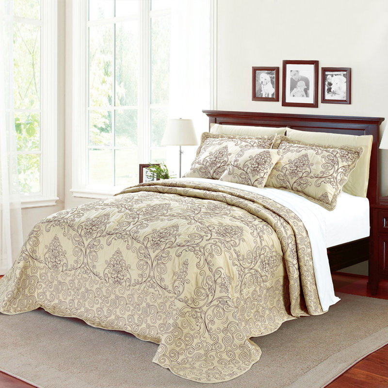 Beige King Reversible Microfiber Damask Bedspread Set