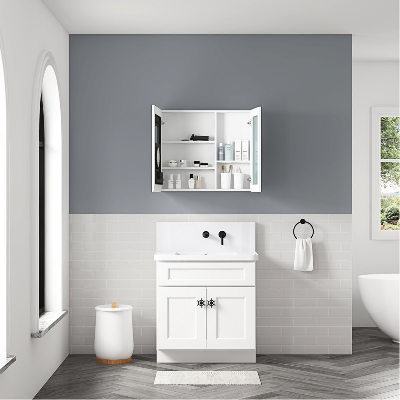 Armoire à pharmacie pour salle de bain à bords biseautés H 30 po x l 26 po, miroir haute définition, bois d'ingénierie blanc, charnières à fermeture en douceur et compartiment de rangement