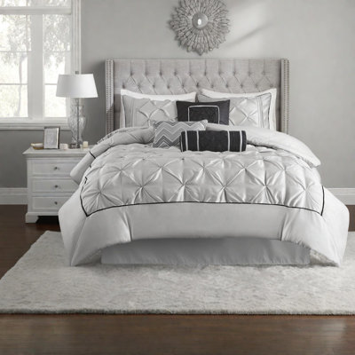 Elegant 7-piece Queen Bedding Sets, 100% Polyester, Sophisticated Tufted Design For Modern Bedrooms