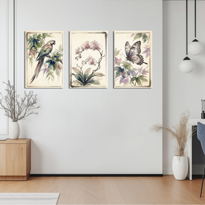 Ensemble de 3 tableaux sur toile tendue représentant un perroquet, une orchidée et un papillon, H 18 po x l 36 po