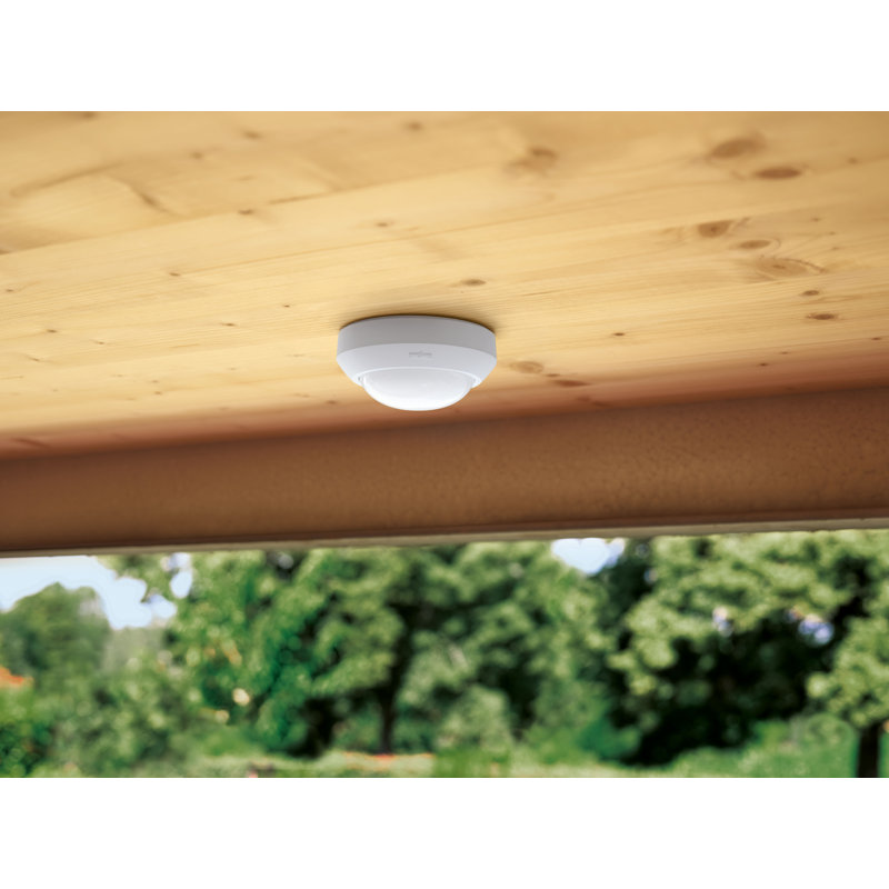 Motion Sensor IS 360-3 PIR Surface Ceiliung Mount 12 m Reach 2000 W, White