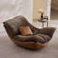 Fauteuil lounge moderne avec base en similicuir et coussin en tissu peluche, canapé bas et confortable.-322146846