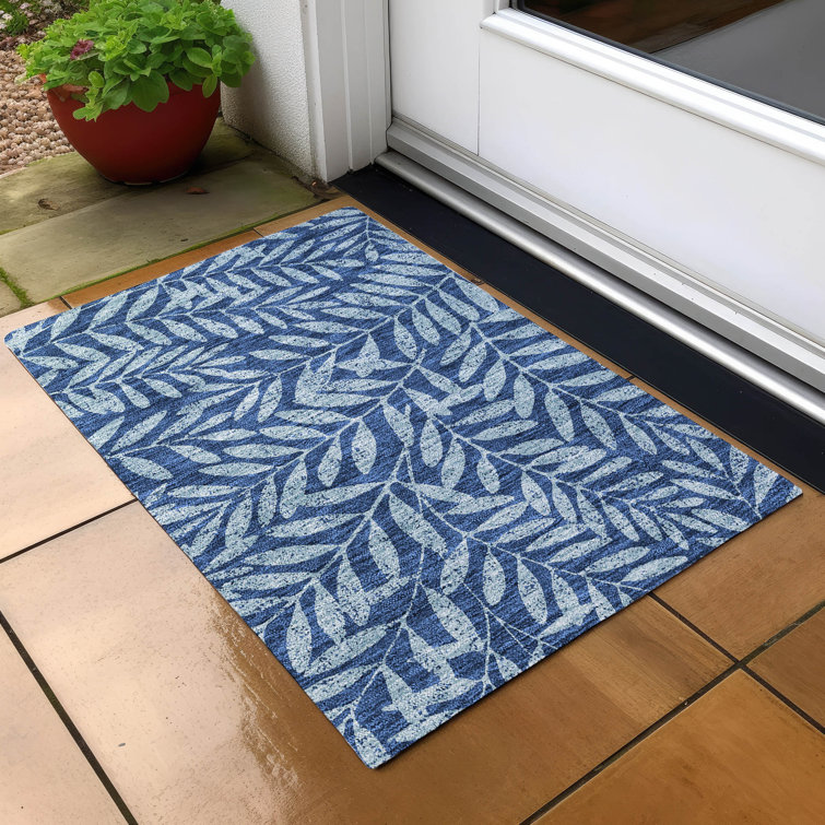 Lamanna Washable Floral Indoor / Outdoor Rug