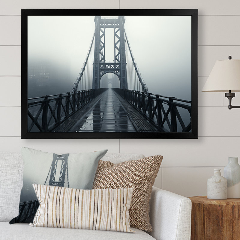 «Gray Bridge Urban Suspension I», reproduction sur toile, H 30 po x l 40 po x P 1,5 po, Cadre photo noir