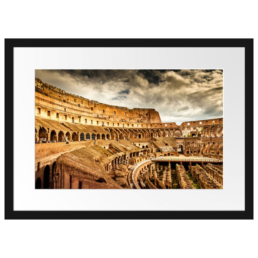 Gerahmtes Poster Colloseum in Rom von innen